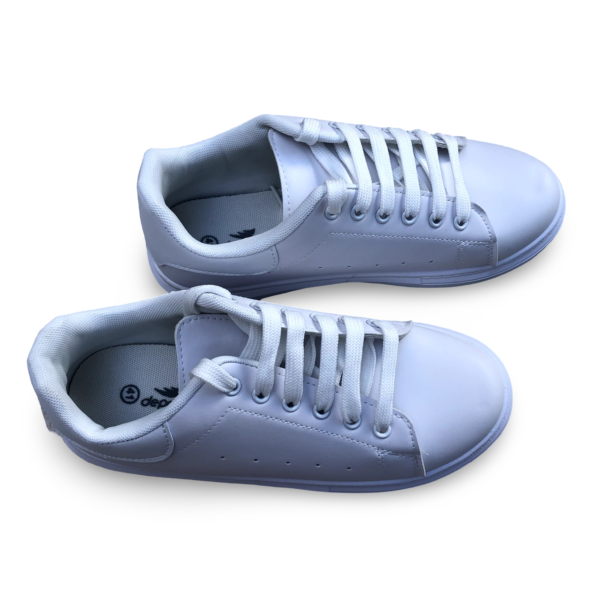 Classic White - Image 4