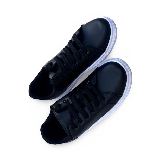 Classic Black - Image 4
